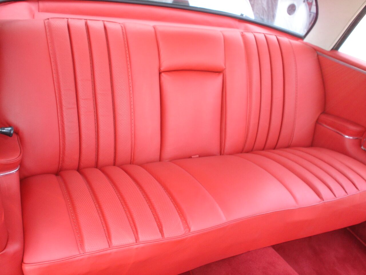 Mercedes Benz W111/112 1961-1971 220SEB, 250SE, 280SE, 300SE Coupe/Convertible/Sedan, Rear Seat Covers LEATHER