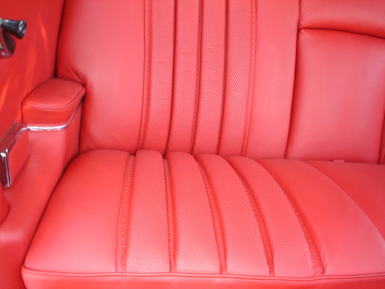 Mercedes Benz W111/112 1961-1971 220SEB, 250SE, 280SE, 300SE Coupe/Convertible/Sedan, Rear Seat Covers LEATHER - Image 2