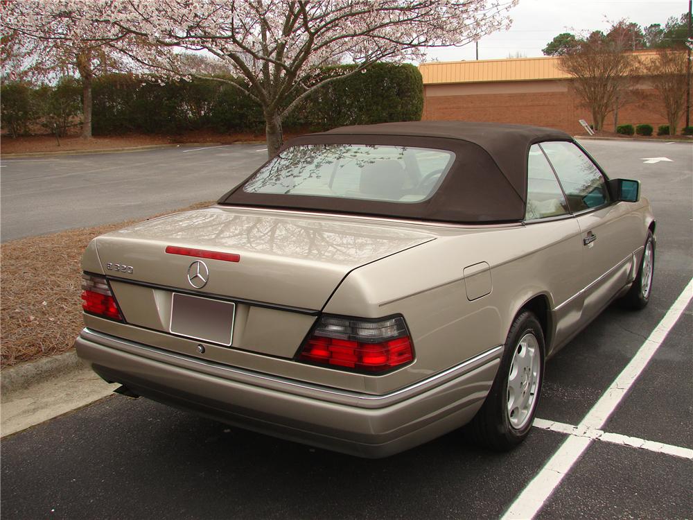Mercedes Benz W124 300CE/E320 1992-95 Convertible Top German-927