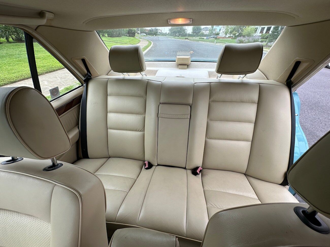 MERCEDES-BENZ W124 260E, 300CE, E320,E300,E420,400E 1986-96 COUPE-SEDAN-CONVERTIBLE LEATHER REAR SEAT COVERS - Image 2