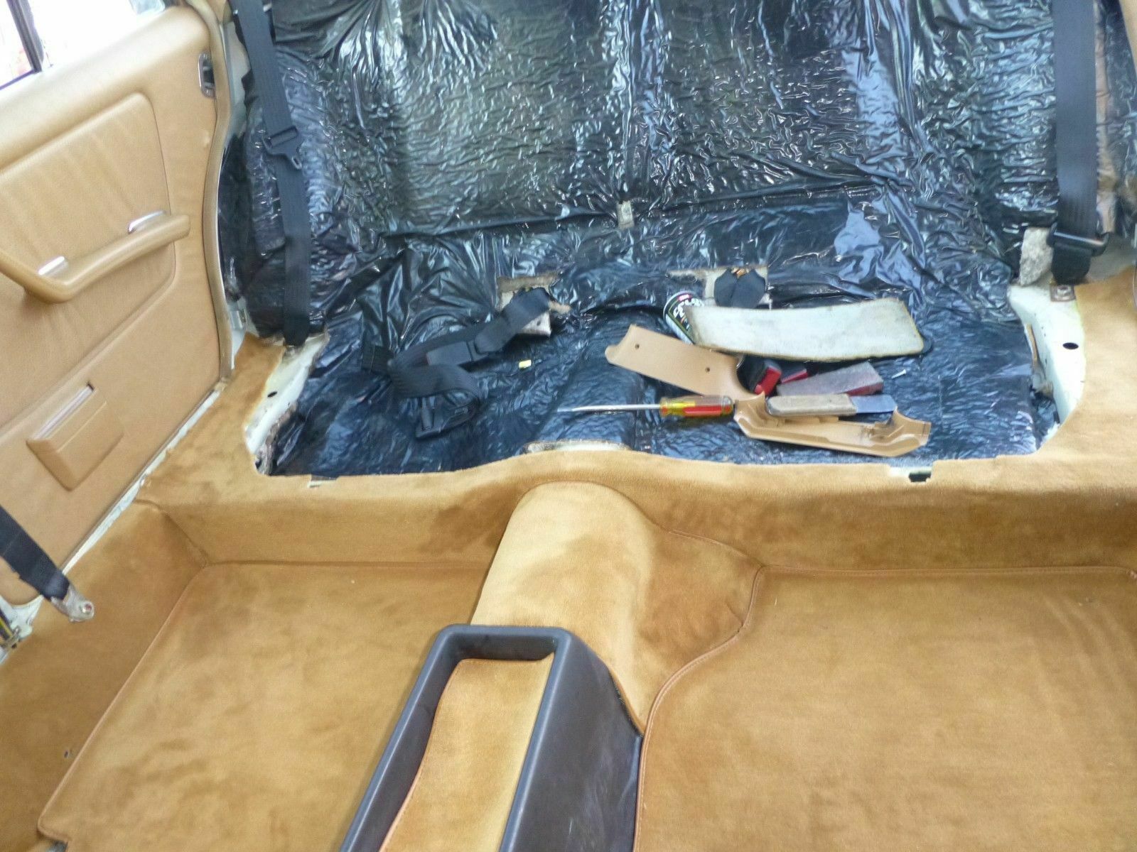 Mercedes Benz W123 1977-1985 200, 200D, 230E, 230T, 230TE, 240D, 240TD, 250, 250TD, 280, 280E, 280CE, 280TE, 300D, 300CD, 300TD , Interior Carpet Kit - Image 3