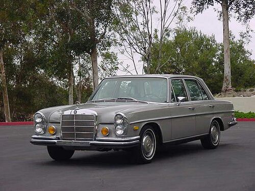 Mercedes Benz W108 1965-1973 250S/SE